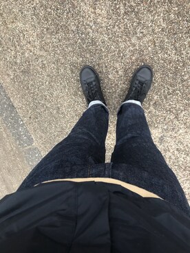 「adidas（アディダス）のadidas アディダス STAN SMITH スタンスミス M20327 BK/BK/BK        （スニーカー、ブラック系）」を使った、プレシャススノウさん（メンズ・171cm）の春コーディネート