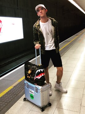 「ny（エヌワイ）のアイテム」を使った、🇹🇼黃玉米🏀さん（メンズ・178cm）の秋コーディネート