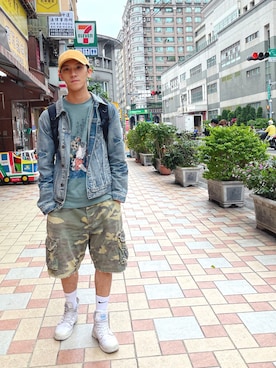 「Abercrombie&Fitch（アバークロンビーアンドフィッチ）のアイテム（カーゴパンツ）」を使った、🇹🇼黃玉米🏀さん（メンズ・178cm）の春コーディネート