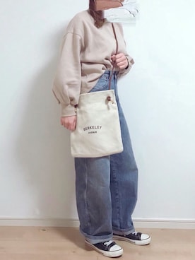 「UNIQLO（ユニクロ）のハイライズワイドストレートジーンズ（デニムパンツ）」を使った、みぃ☆さん（レディース・153cm）の冬コーディネート