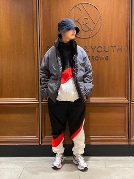 「RECOMMEND  ITEM STYLING」｜「アイテム（ダウンジャケット/コート）」を使った、YOICHI MOROFUJIさん（メンズ・165cm）の冬コーディネート