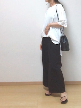 「巾着バッグ」｜「アイテム（ビーチサンダル）」を使った、capy☺︎さん（レディース・159cm）の秋コーディネート