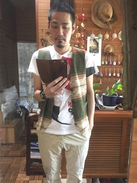 Uniqlo ユニクロ のタンクトップ ベージュ系 を使ったメンズ人気ファッションコーディネート Wear