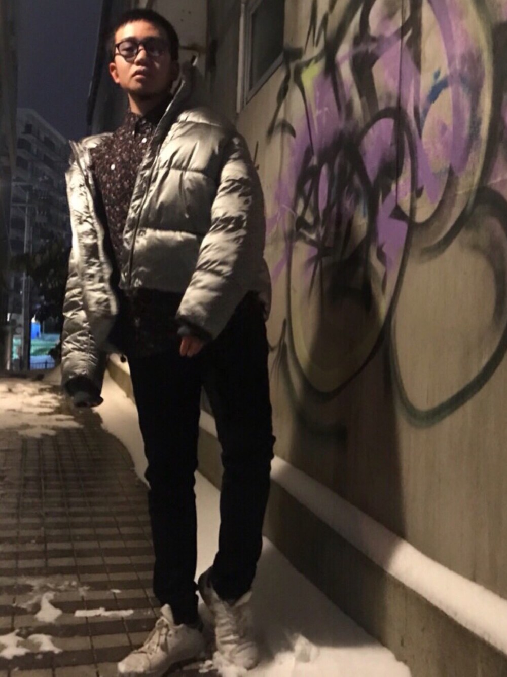 「FTCのFLORAL CORDUROY B.D SHIRT（シャツ/ブラウス、ブラック系）」を使った、so1roさん（メンズ・165cm）の秋コーディネートの1枚目の写真