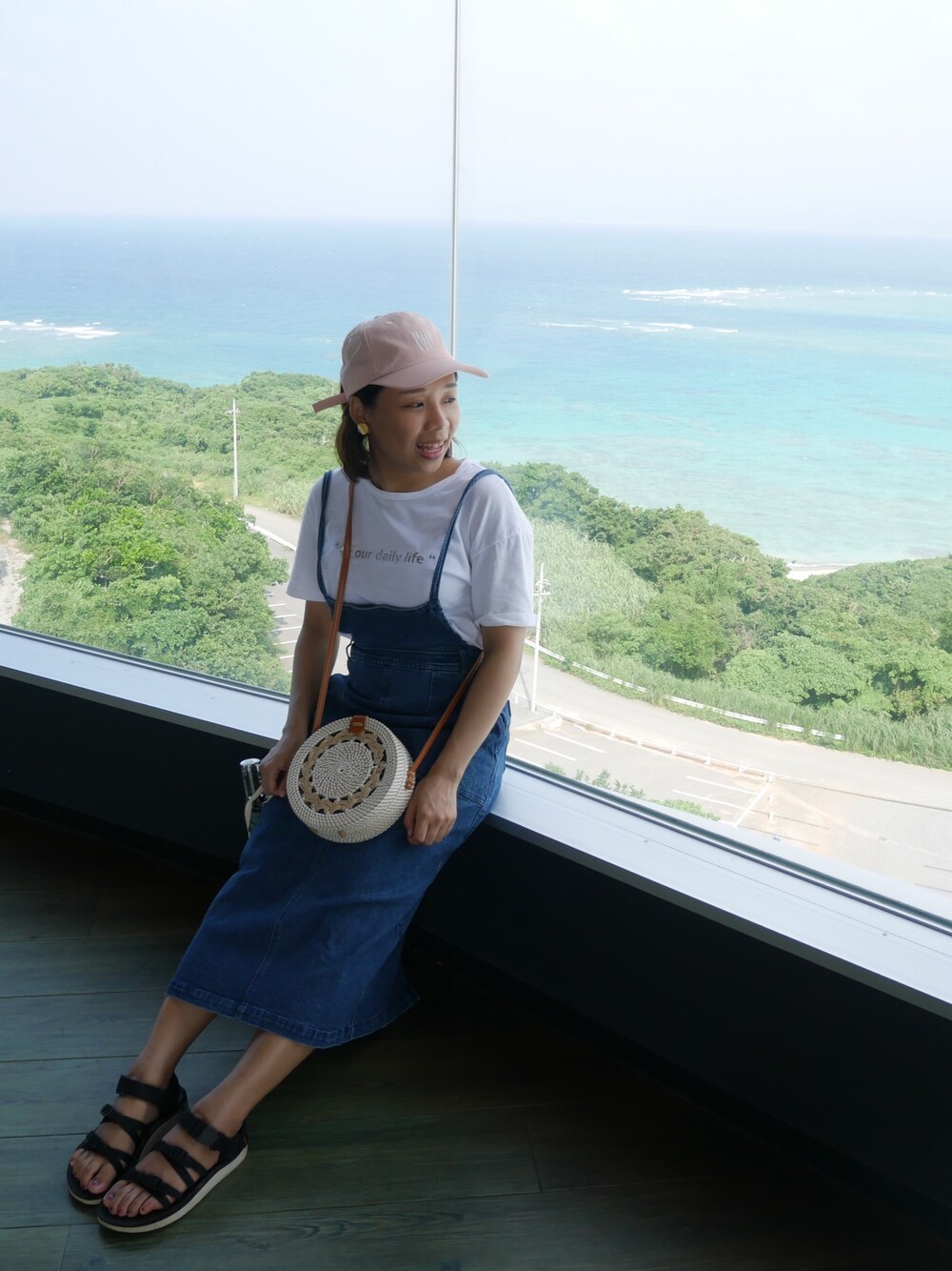 「PAZZOのアイテム（Tシャツ/カットソー、ホワイト系）」を使った、yoyo0427さん（レディース・152cm）の秋コーディネートの1枚目の写真
