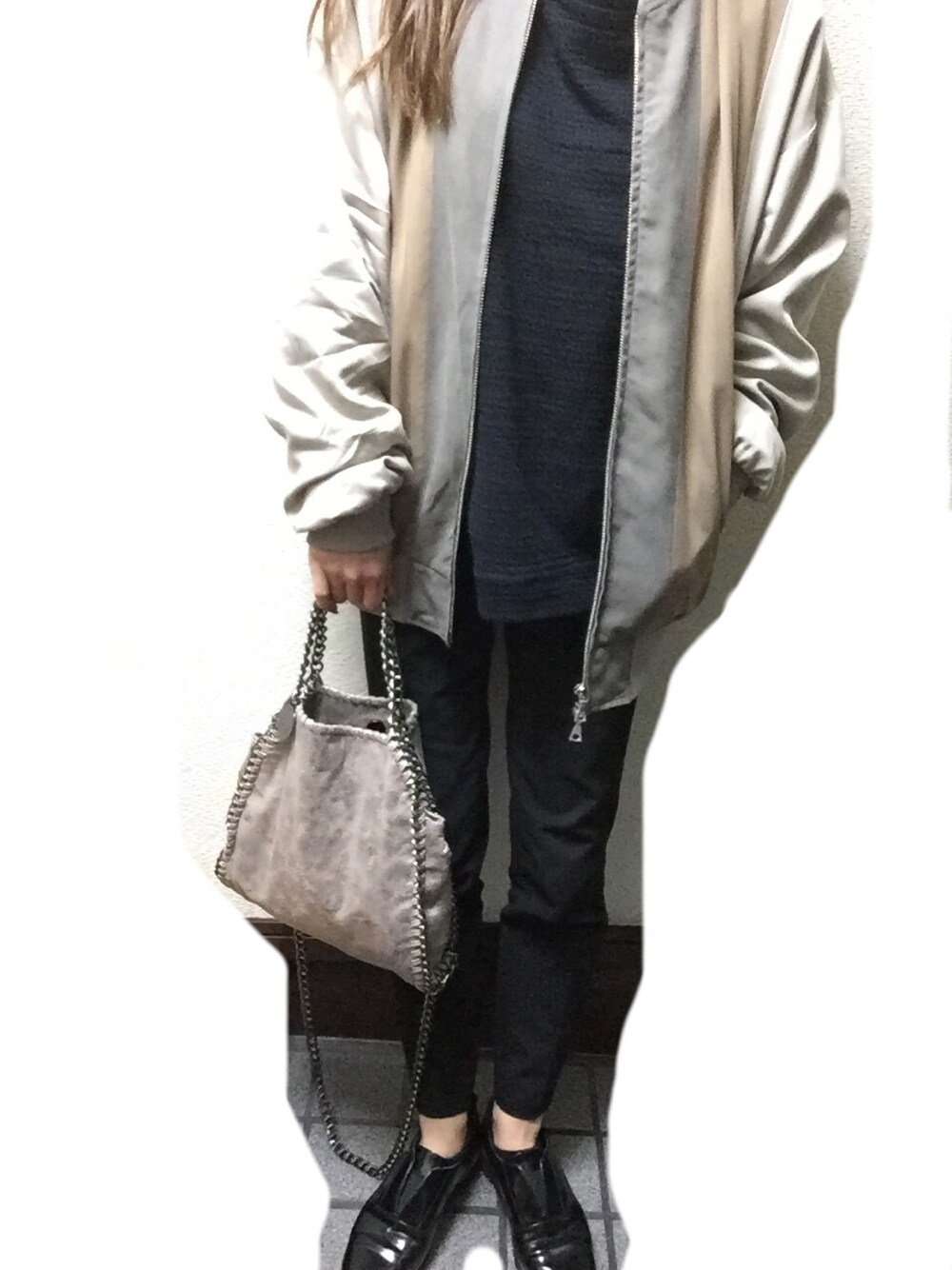 「HARE、ブルゾン、ベージュ」｜「HAREのキリカエブルゾン（ブルゾン、ベージュ系）」を使った、sssさん（レディース・155cm）の春コーディネートの1枚目の写真
