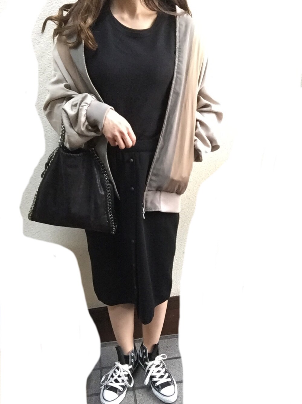 「spring、HARE、ブルゾン」｜「HAREのキリカエブルゾン（ブルゾン、ベージュ系）」を使った、sssさん（レディース・155cm）の春コーディネートの1枚目の写真