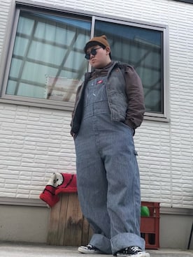 「ディッキーズ(Dickies)」｜「アイテム（サロペット/オーバーオール）」を使った、あん藤さん（メンズ・173cm）の冬コーディネート