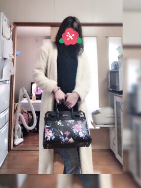「rienda（リエンダ）のアイテム（ハンドバッグ、ブラック系）」を使った、麗さん（レディース・160cm）の春コーディネート