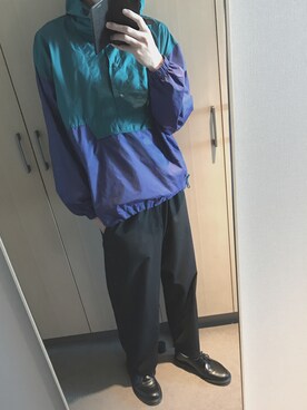 「ナイロンパーカー」｜「アイテム（スラックス）」を使った、こたさん（メンズ・183cm）の秋コーディネート