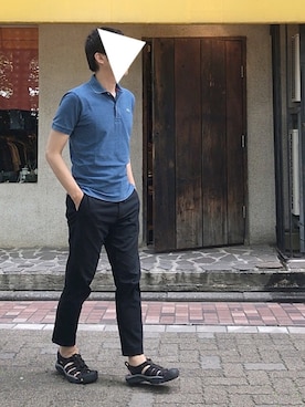 「UNIQLO（ユニクロ）のイージーアンクルパンツ（ウールライク）（その他パンツ、ブラック系）」を使った、おくだいさん（メンズ・172cm）の夏コーディネート