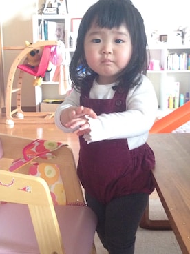 「1歳半」｜「アイテム（サロペット/オーバーオール）」を使った、ゆーいさん（キッズ・80cm）の春コーディネート