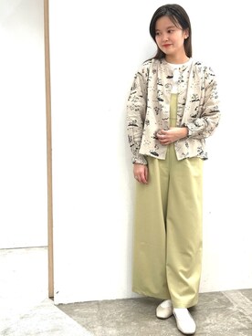 「POU DOU DOU（プードゥドゥ）のフラワーベースプリントゆるTee（Tシャツ/カットソー、ホワイト系）」を使った、kato さん（レディース・157cm）の春コーディネート