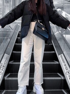 ダウンジャケット コートを使った 韓国ファッション の人気ファッションコーディネート 髪型 スーパーロングヘアー Wear