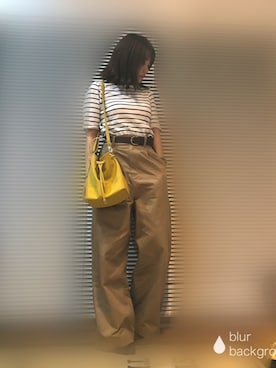 「イエローバッグ」｜「アイテム（パンツ）」を使った、むちむちくんのママさん（レディース・154cm）の春コーディネート