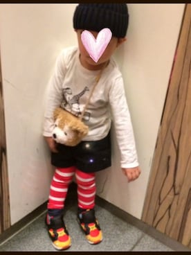 「UU（ユニクロ　アンダーカバー）のアイテム（パンツ）」を使った、くっしーさん（キッズ・90cm）の春コーディネート