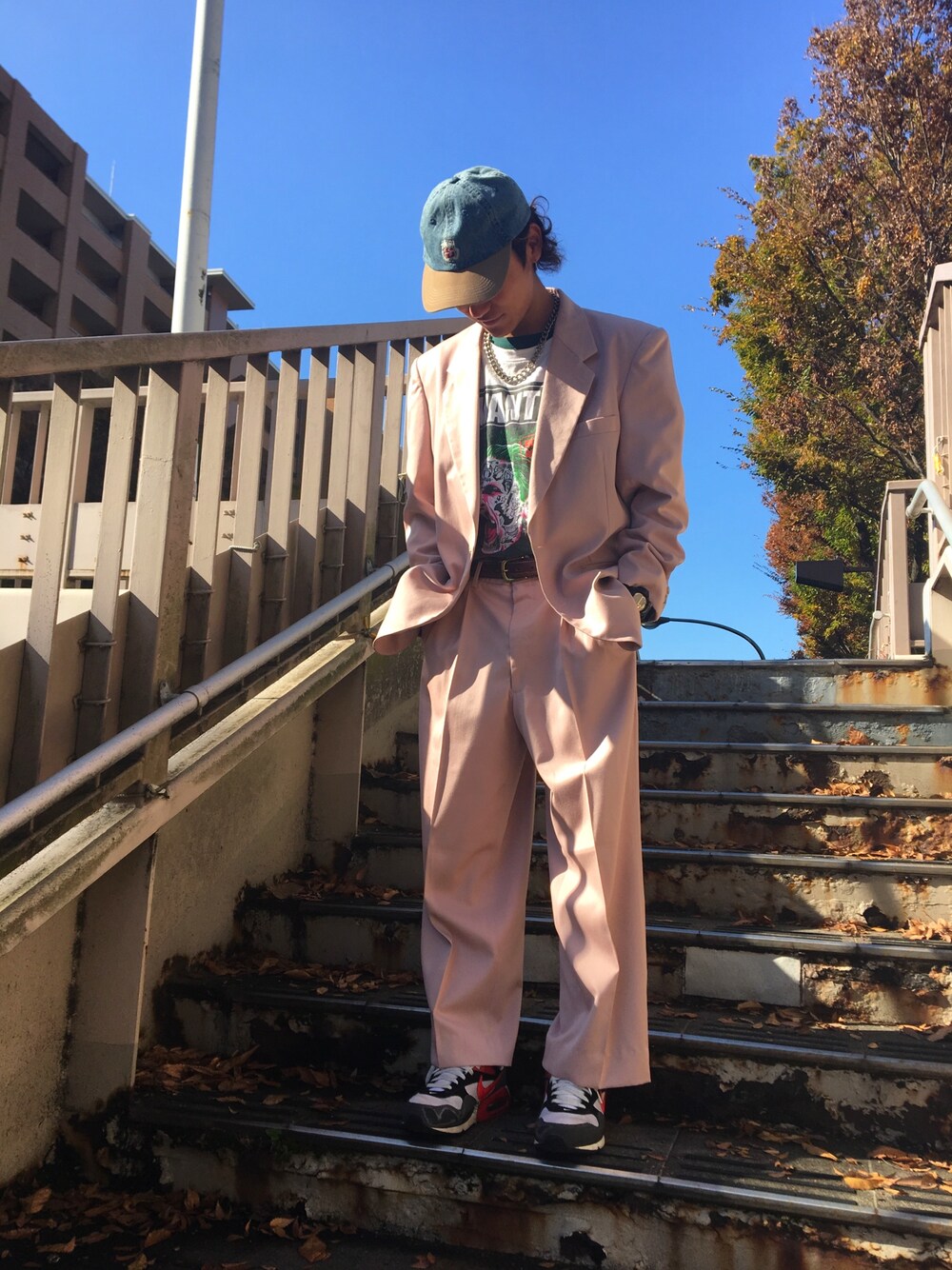 「セットアップ、秋のコーデ、ootd」｜「STUSSYのアイテム（キャップ、ブルー系）」を使った、HIRAKUさん（メンズ・170cm）の秋コーディネートの1枚目の写真