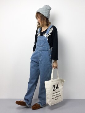 「SpRay（スプレイ）のアイテム（オールインワン・サロペット）」を使った、いぴさん（レディース・152cm）の冬コーディネート