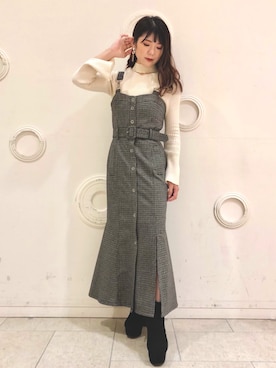 「スリット」｜「アイテム（ジャンパースカート）」を使った、natsumi0624さん（レディース・150cm）の秋コーディネート