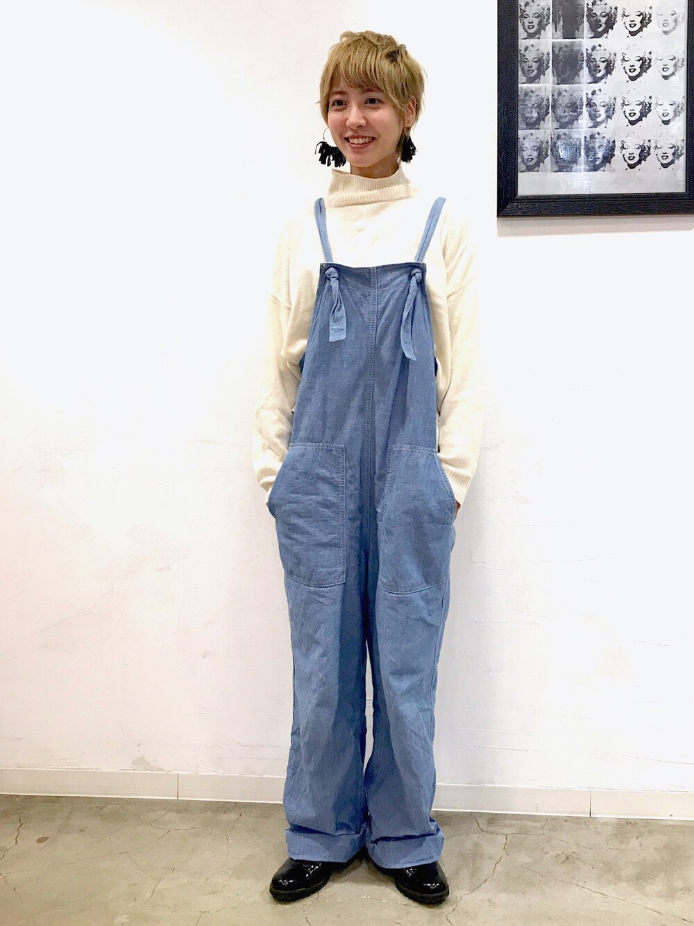 「オーバーオール、ビームス、少年コーデ、金髪ショート、美容師、ドレスシューズ」｜「BEAMS BOYのBEAMS BOY / シャンブレー US ARMY　オーバーオール（サロペット/オーバーオール、ブルー系）」を使った、ぴそさん（レディース・156cm）の秋コーディネートの1枚目の写真