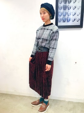 「ベロアスカート」｜「アイテム（ローファー）」を使った、ぴそさん（レディース・156cm）の秋コーディネート