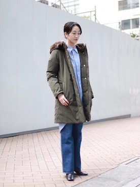 「WOOLRICH（ウールリッチ）のアイテム（ダウンジャケット/コート）」を使った、志水　愛理さん（レディース・164cm）の冬コーディネート