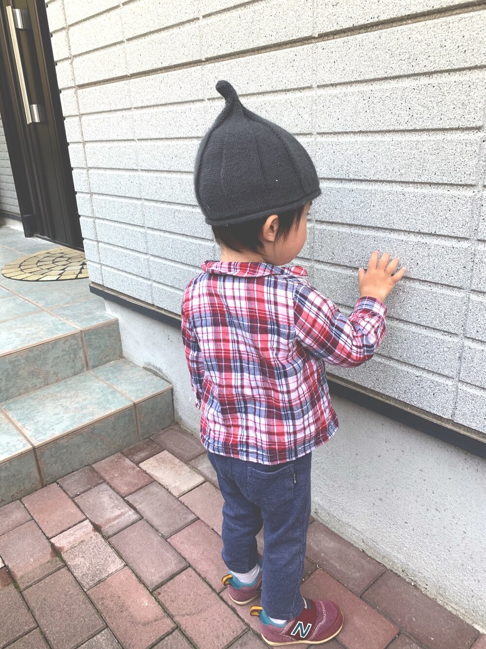 「秋のコーデ、今日のコーデ、コムサイズム、ニューバランス、2歳、どんぐり帽、男の子」｜「COMME CA ISMのアイテム（シャツ/ブラウス、レッド系）」を使った、⭐︎magi⭐︎さん（レディース・160cm）の秋コーディネートの1枚目の写真