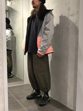 「シンプルおしゃれが好き」｜「アイテム（ナイロンジャケット）」を使った、スタッフHさん（メンズ・175cm）の秋コーディネート