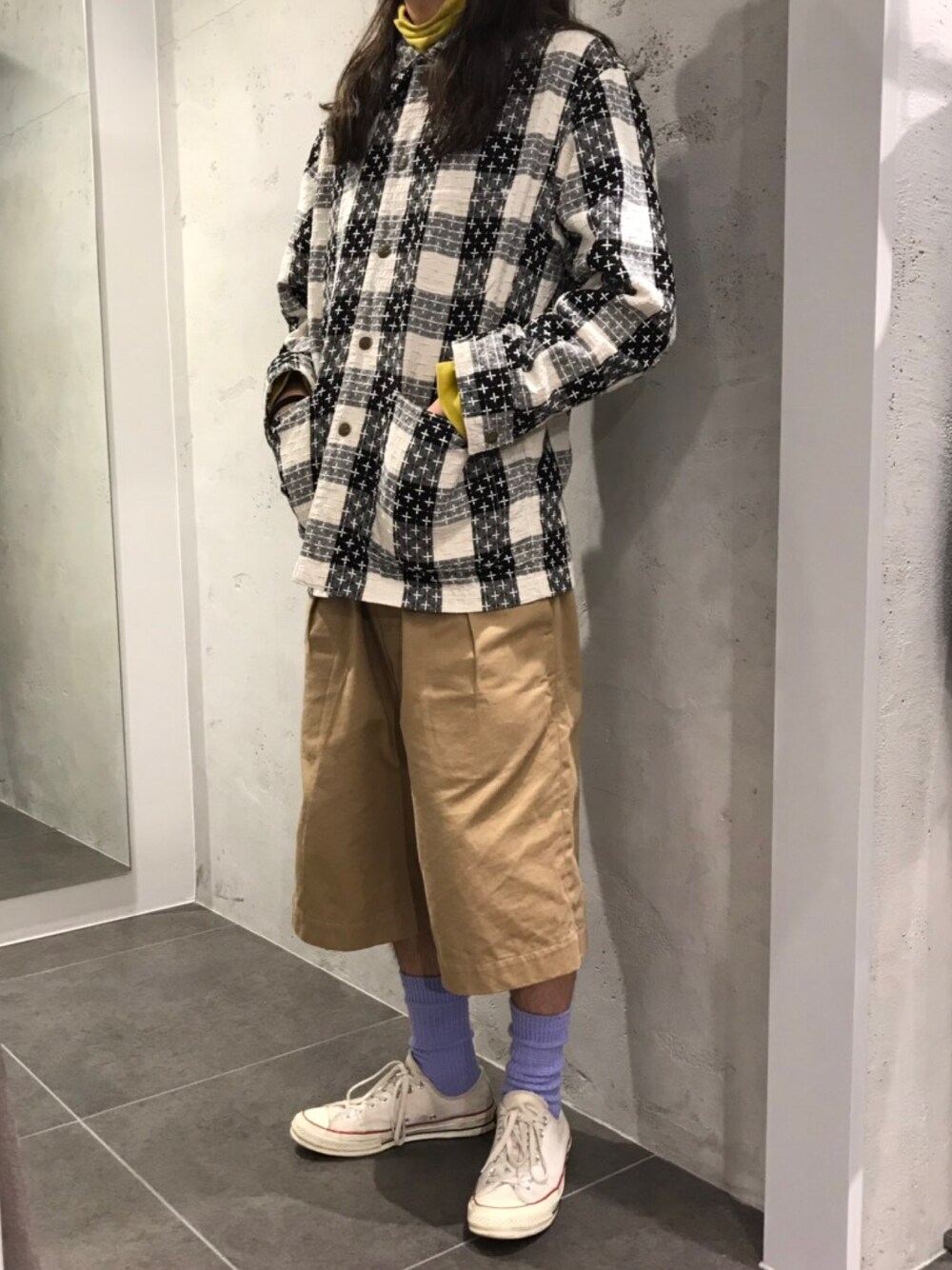 「キャプテンマーベル、オトナカジュアル」｜「KUONのアイテム（ブルゾン、ホワイト系）」を使った、スタッフHさん（メンズ・175cm）の春コーディネートの1枚目の写真