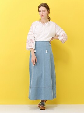 「Vネック」｜「アイテム（チュニック）」を使った、kladskap　クレードスコープさん（レディース・168cm）の春コーディネート