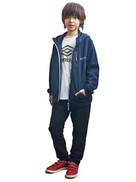 「BLUE CROSS （ブルークロス）のアイテム」を使った、kladskap　クレードスコープさん（キッズ・147cm）の春コーディネート