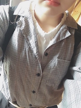 「w closet（ダブルクローゼット）のアイテム（シャツ/ブラウス、グレー系）」を使った、nanaさん（レディース・166cm）の秋コーディネート