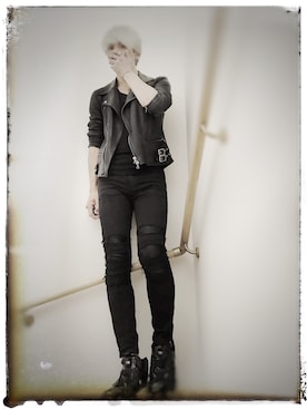 「Reebok（リーボック）のアイテム（スニーカー、ブラック系）」を使った、pierceさん（メンズ・175cm）の秋コーディネート