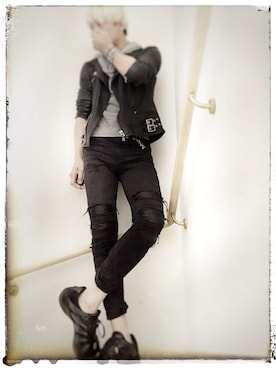 「ISAMU KATAYAMA BACKLASH（イサムカタヤマバックラッシュ）のアイテム（ライダースジャケット、ブラック系）」を使った、pierceさん（メンズ・175cm）の春コーディネート