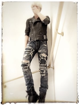 「OVERDESIGN（オーバーデザイン）のアイテム（デニムパンツ、ブルー系）」を使った、pierceさん（メンズ・175cm）の春コーディネート