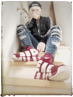 「Supreme （シュプリーム）のアイテム（スニーカー、レッド系）」を使った、pierceさん（メンズ・175cm）の春コーディネート