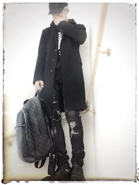 「LAD MUSICIAN（ラッドミュージシャン）のアイテム（チェスターコート）」を使った、pierceさん（メンズ・175cm）の冬コーディネート