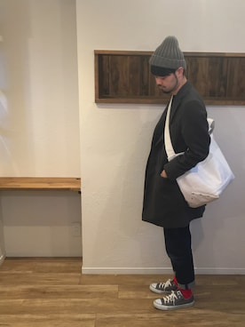 「YAECA」｜「アイテム（チェスターコート）」を使った、Kenta Sakakibaraさん（メンズ・171cm）の冬コーディネート