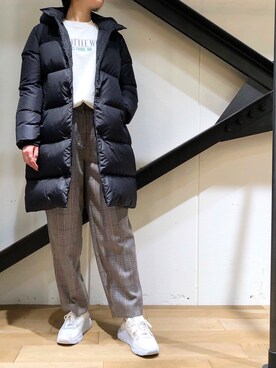 「MONCLER（モンクレール）のアイテム（ダウンジャケット/コート）」を使った、funayamaさん（レディース・163cm）の秋コーディネート