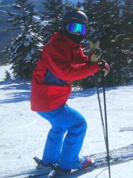 カーゴパンツを使った スキーウェア の人気ファッションコーディネート Wear