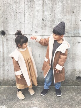 「kids」｜「アイテム（ムートンコート）」を使った、yunaa さん（キッズ・100cm）の冬コーディネート