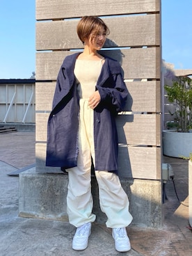 「AIR FORCE 1」｜「アイテム（トレンチコート）」を使った、Sekido  Nahoさん（レディース・156cm）の春コーディネート