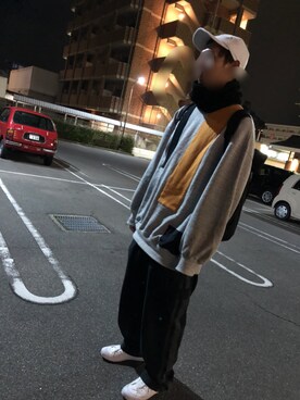 「MYne（マイン）のアイテム（キャップ）」を使った、しょーけーさん（メンズ・186cm）の春コーディネート