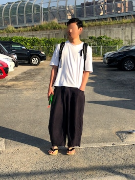 「COMME des GARCONS（コムデギャルソン）のアイテム（財布）」を使った、しょーけーさん（メンズ・186cm）の夏コーディネート