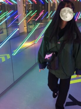 「Jeffrey Campbell（ジェフリーキャンベル）のアイテム（スニーカー）」を使った、eee👽さん（レディース・154cm）の春コーディネート