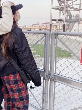 「jouetie（ジュエティ）のアイテム（MA-1）」を使った、eee👽さん（レディース・154cm）の春コーディネート