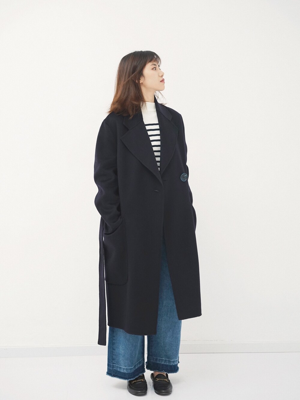 「オトナカジュアル、高身長女子、通勤コーデ、ゆるコーデ」｜「Acne Studiosのアイテム（ダッフルコート、ブラック系）」を使った、 媛ちゃんさん（レディース・166cm）の秋コーディネートの1枚目の写真