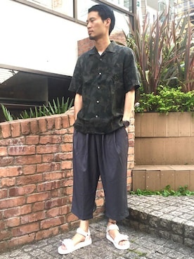 「SHIPS JET BLUE（シップスジェットブルー）のアイテム（シャツ/ブラウス）」を使った、前田さん（メンズ・177cm）の夏コーディネート