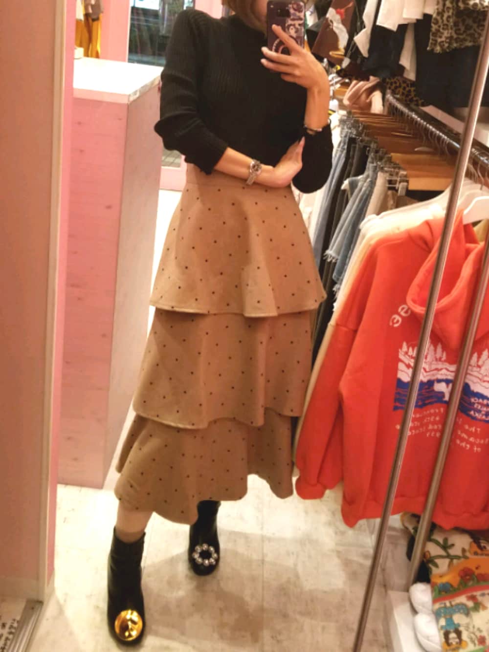 「2018マイベストコーデ、大人カジュアル、プチプラ、ootd、オトナ女子、スカート、ブーティ、上野、韓国ファッション、GUREUNGURE」｜「GURE UN GUREのアイテム（スカート、ベージュ系）」を使った、GURE UN GUREさん（レディース・157cm）の冬コーディネートの1枚目の写真