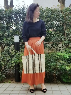 「アイテム（スカート、オレンジ系）」を使った、KANEKOさん（レディース・155cm）の春コーディネート